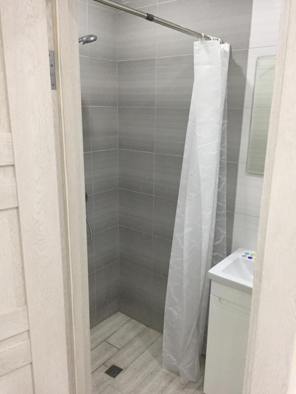 خيرسون Small Underground Apartment At The Center المظهر الخارجي الصورة